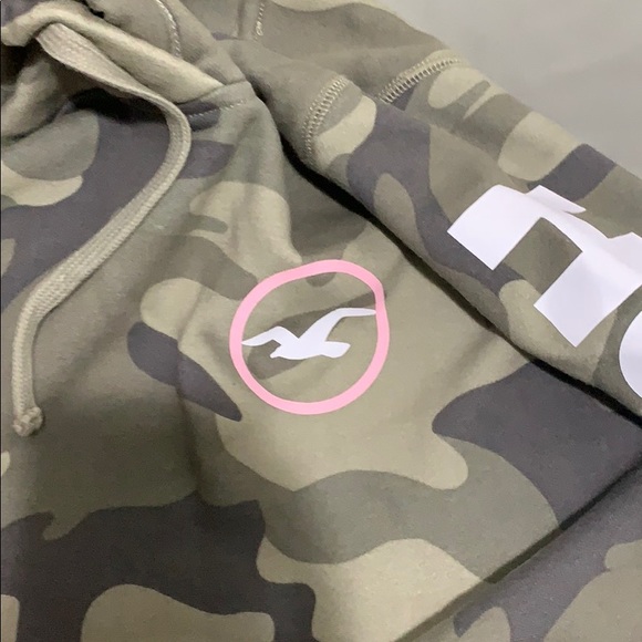 Sweater - Picture 6 of 7